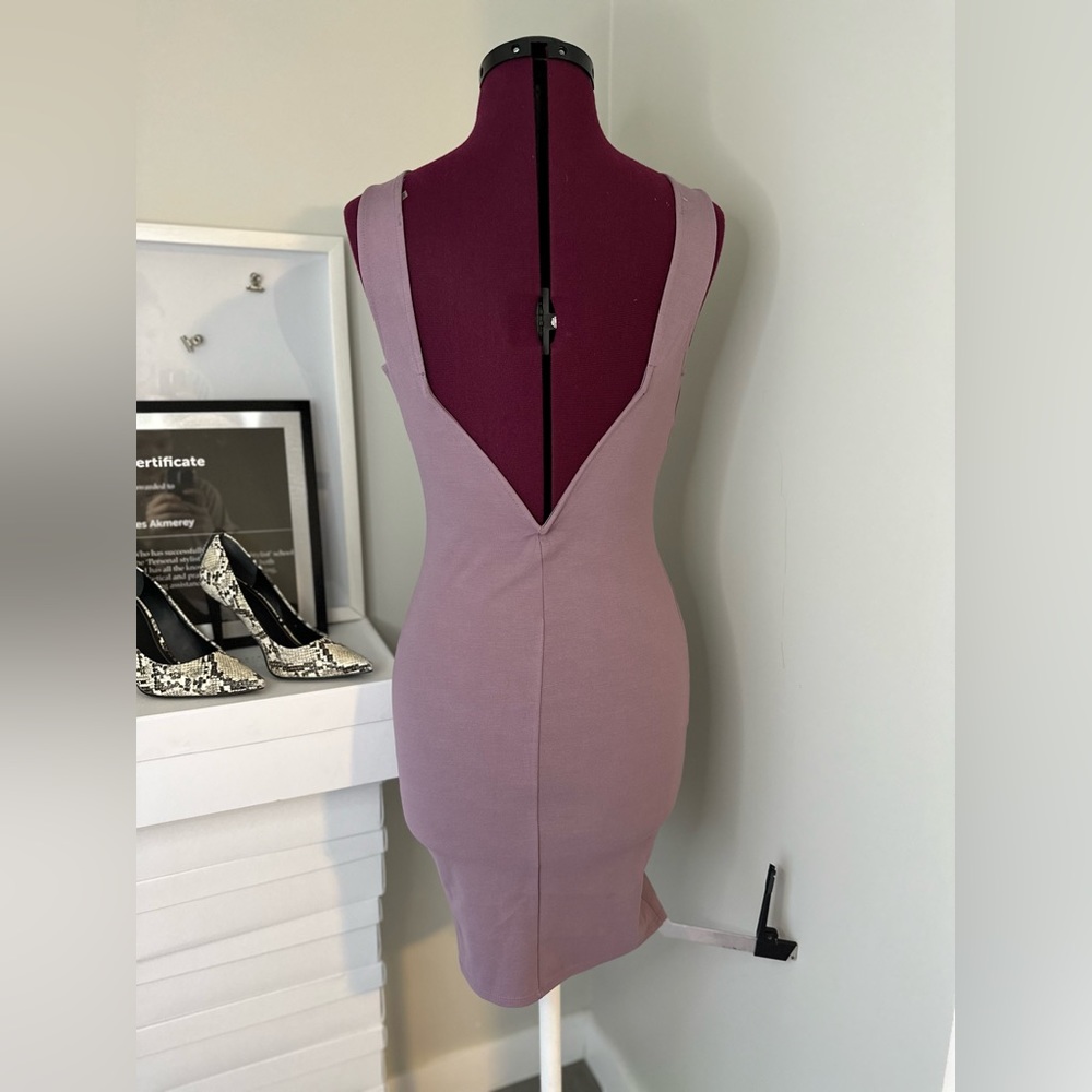 Mini body-con dress with open back